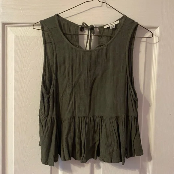 AE Top - Picture 1 of 4